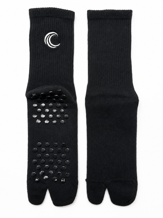 STRAND Athletic Tabi Grip Socks